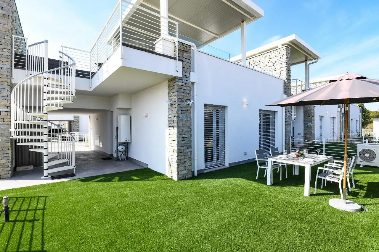 Chalet Villette Dolci Luxury Homes Peschiera del Garda