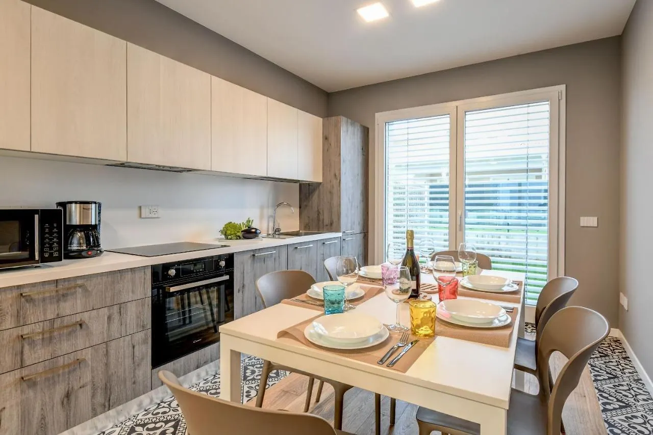 Chalet Villette Dolci Luxury Homes Peschiera del Garda